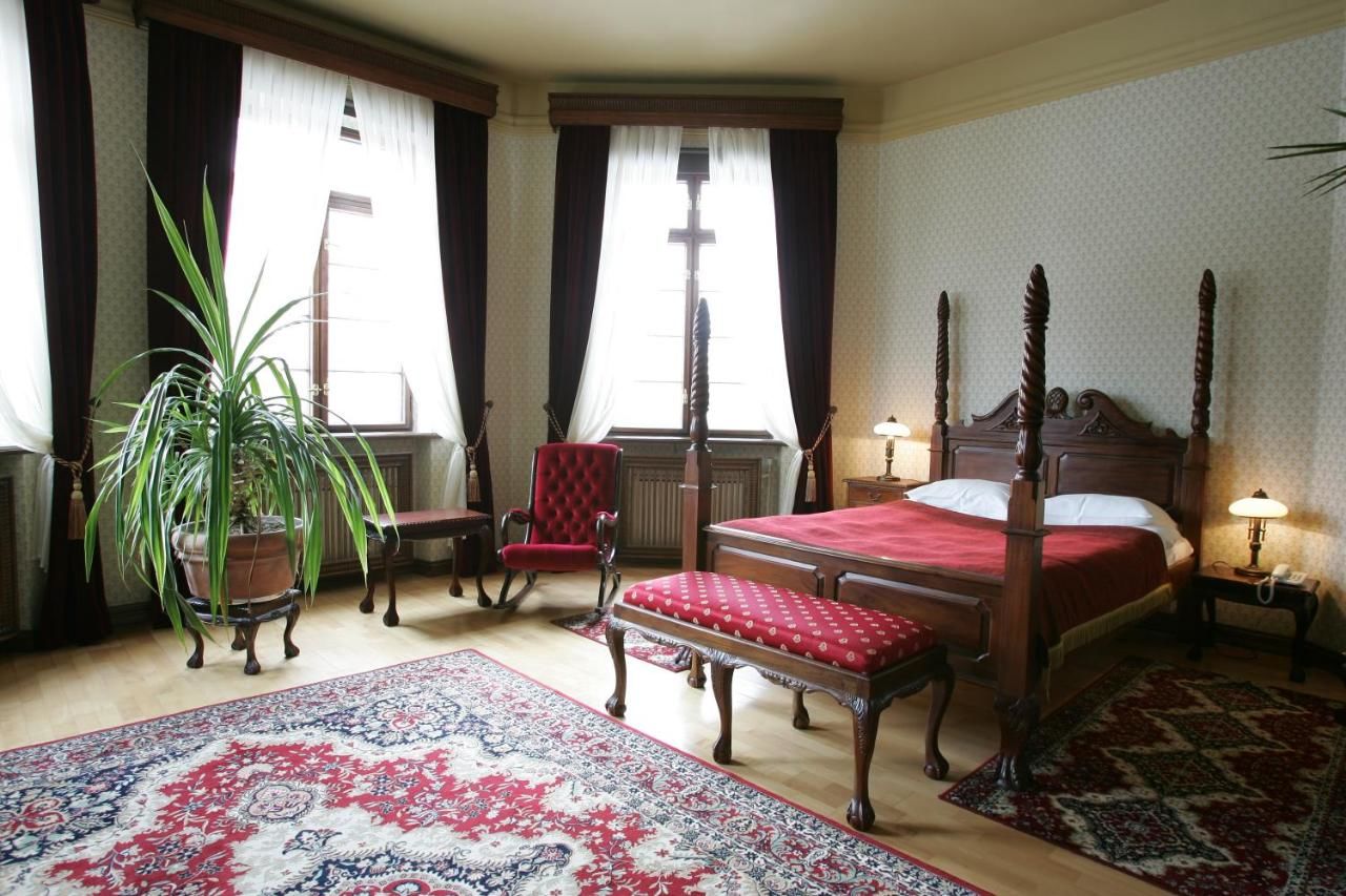 Отели типа «постель и завтрак» Zamek Jan III Sobieski Жуцево